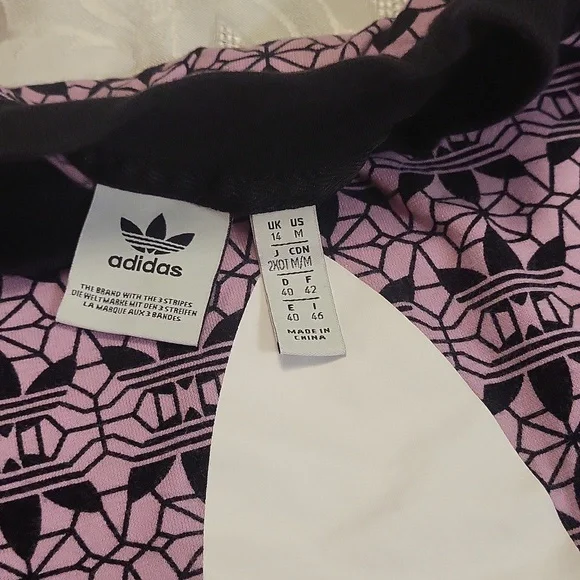 Adidas Originals Crop Top with Logo Purple M - Picture 5 of 6